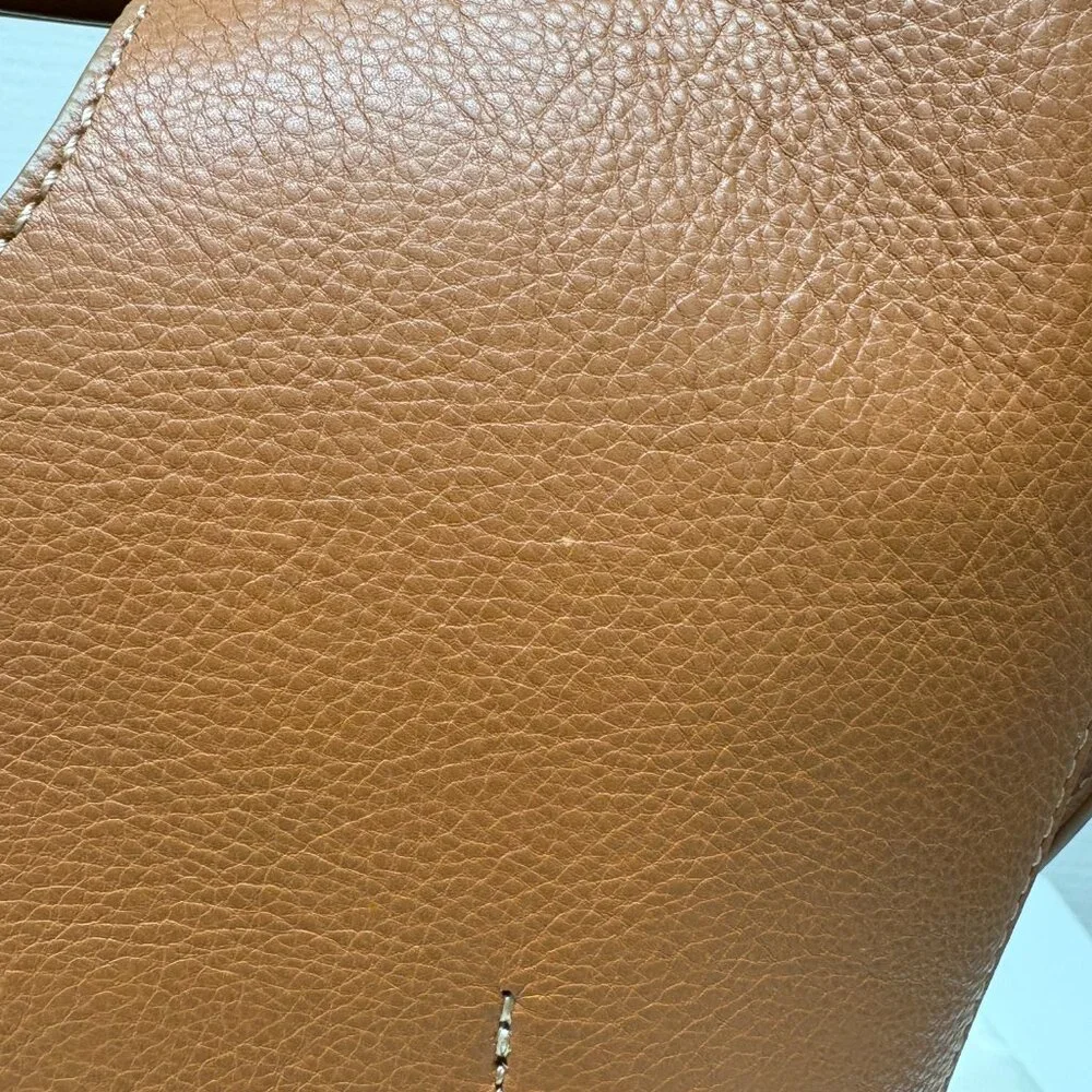 HOBO Tan Leather Shoulder Bag with Cut-Out Handle - Picture 4 of 8